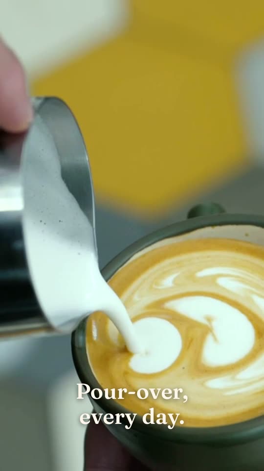 Café reel for Ostra Coffee, made in Editbay